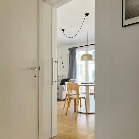 Trendy & Sunny In Gent