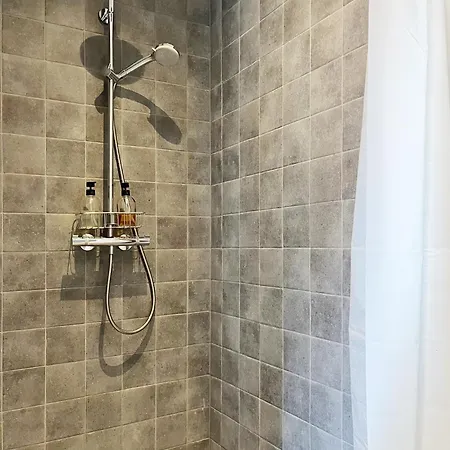 Trendy & Sunny In Gent