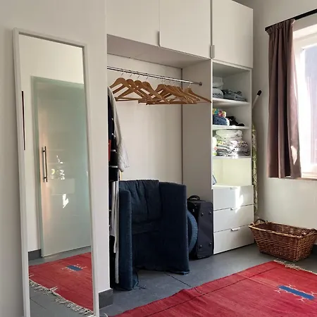 Trendy & Sunny In Gent