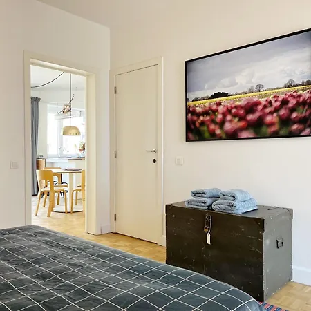 Trendy & Sunny In Apartamento