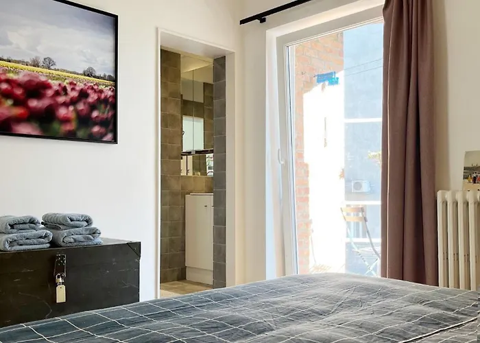 Apartment Trendy & Sunny In