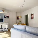 Trendy & Sunny In Διαμέρισμα Γάνδη