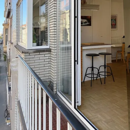 Apartment Trendy & Sunny In