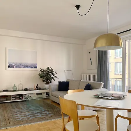Apartment Trendy & Sunny In